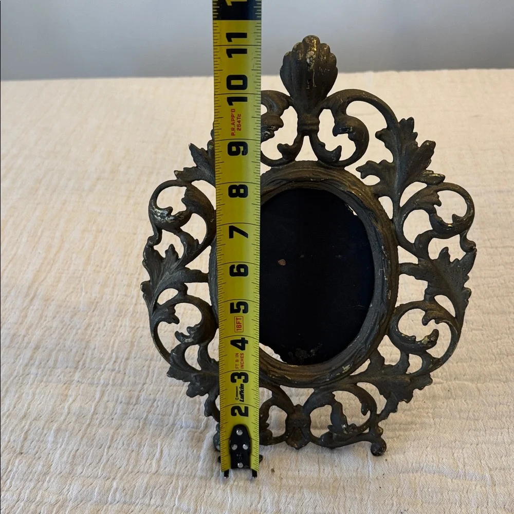 Ornate Antique Style Brass Picture Frame, no glass